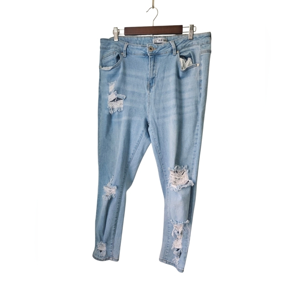 Blue Savvy- Women's Size 20, 93% Cotton,  Cropped Distressed Jeans Stretch